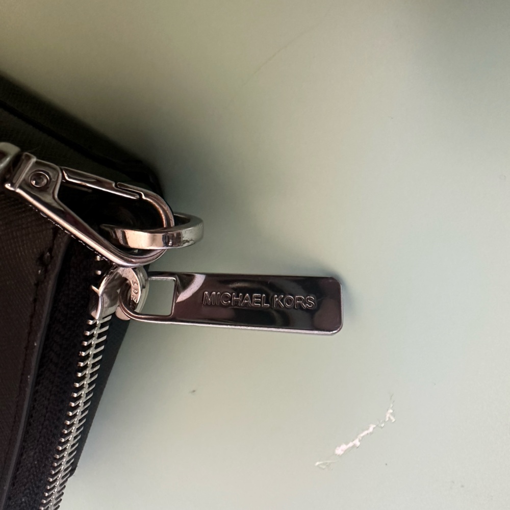 Michael Kors Black Wallet - Picture 3 of 9